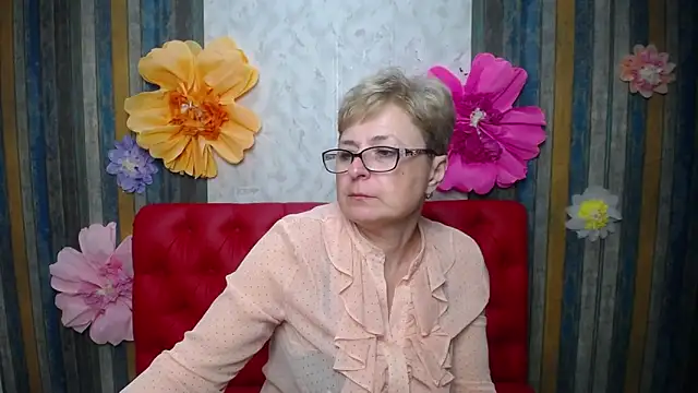 EmiliaGree Pertunjukan Webcam