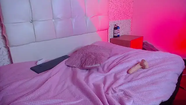 Chatroom XXX en direct de Edelyn_ink