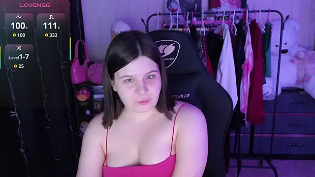 AmyVibess Adlı Modelin Canlı XXX Sohbeti