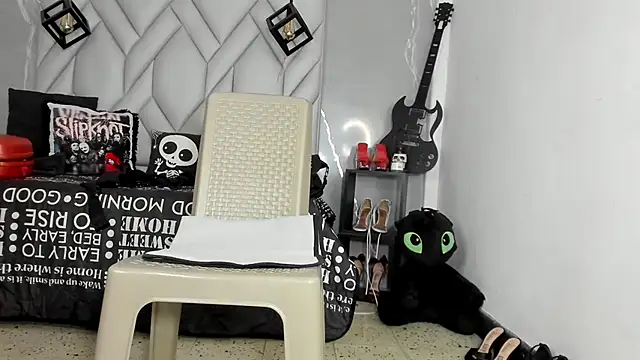 MirandaHaguen's Live XXX Chat