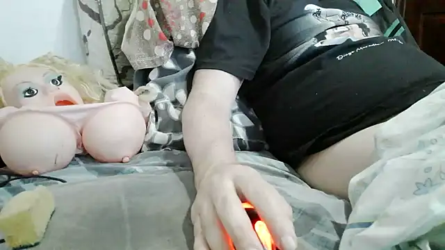 messi_syssy Show in webcam