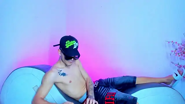 Sembang XXX Secara Langsung Pleasure_boys_hot