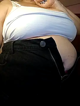 EllisW8 Webcam Show