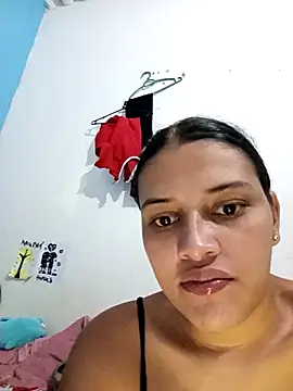 دردشة single_virgin الجنسية المباشرة