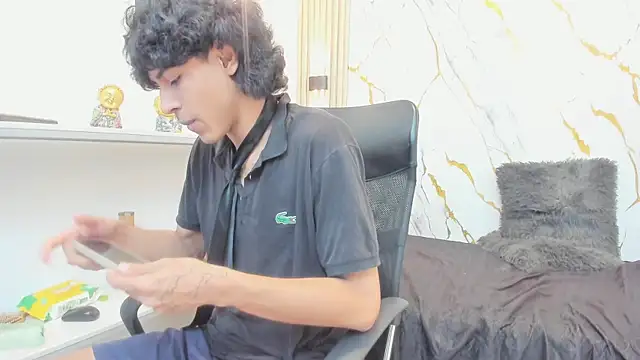 Chat XXX Live Zayn_Fox32