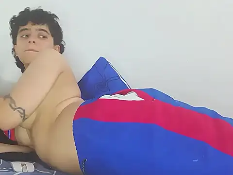 LatinHeatX22 Webcam show