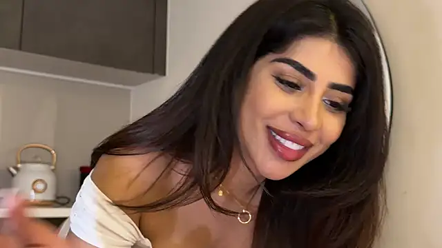 ArabicBarbie Show in webcam