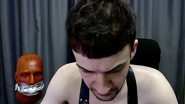 _Damien_thorn_ Adlı Modelin Canlı XXX Sohbeti