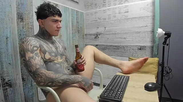 Webkamerová show Gury_tattoo