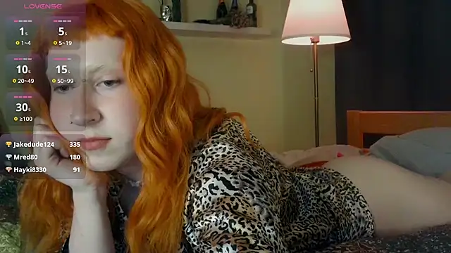 Вебкам-шоу lia_grl