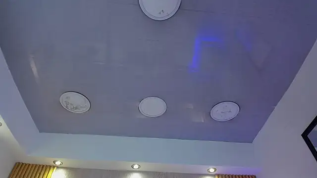 KamyGlam Adlı Modelin Web Kamerası Şovu