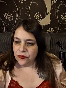 HousewifeMilf_Courtney's Live XXX Chat