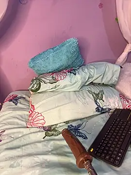 AnnePrince-'s Webcam Show