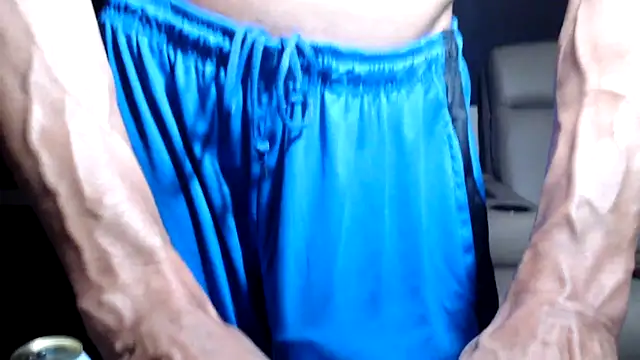 ThickD2C's Live XXX Chat