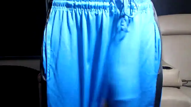 แชท XXX สดของ ThickD2C