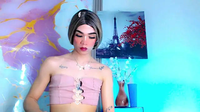 Mia_Colucci- Live XXX Chat