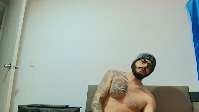 thomas_gun élő XXX-chatje