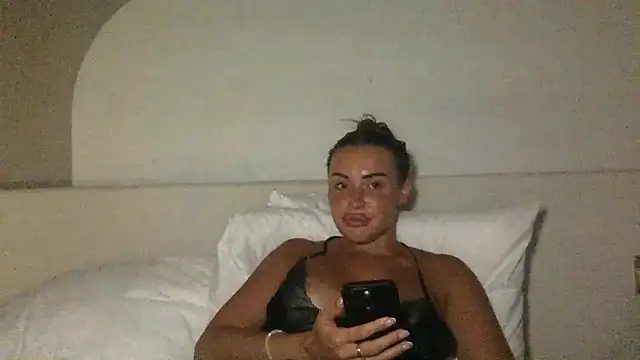 Selenaox Webcam Show