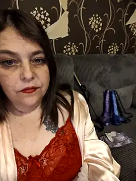 HousewifeMilf_Courtney: διαδικτυακό σόου στην κάμερα