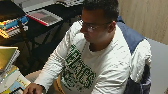 Show de VanillaTime78-Jorge na webcam