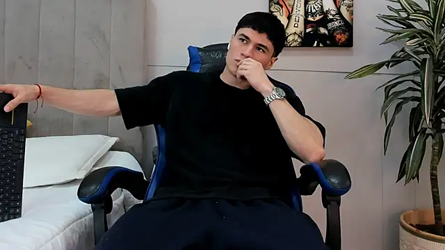Онлайн чат XXX roan_birkin