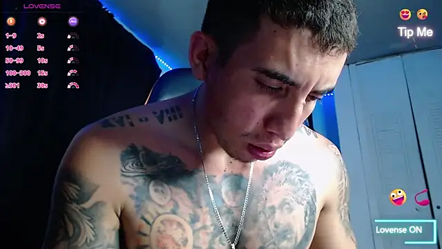 Adam_Hudsond Live XXX-Chat