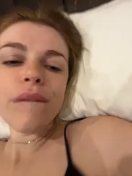 Chat +18 de HarrietDart ao vivo