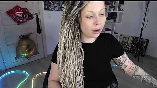 HoneySallyMoore Chat XXX live