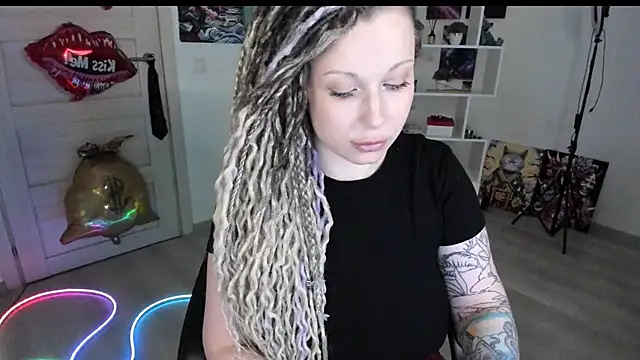 Czat XXX na żywo – HoneySallyMoore