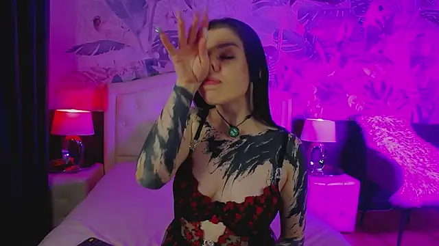 MaeveMoon Webcamshow