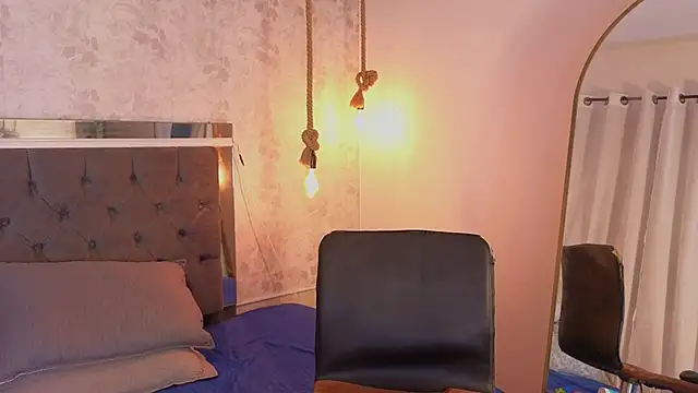summer_sun_ Live XXX-Chat