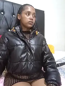 Chat +18 de GoodinbedAfrican4 ao vivo