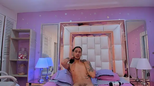 Онлайн чат XXX Goldentemptation_