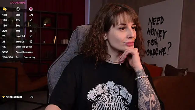 OliviaMcClean's Live XXX Chat