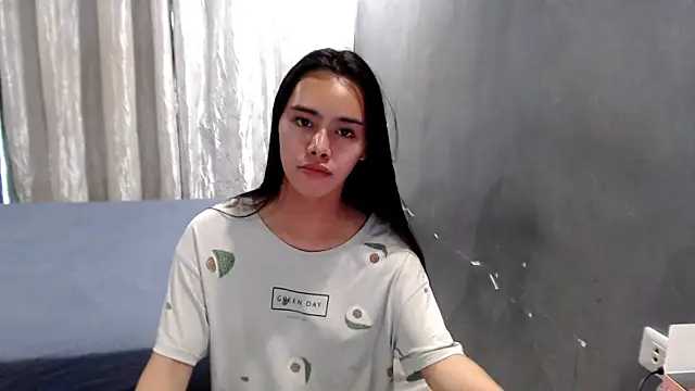 Show modela shecutie69 na web-kameri