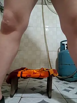 Show modela Muna_LM na web-kameri