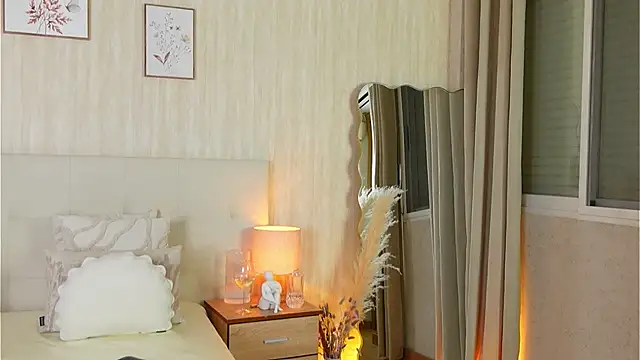 ZamphyraNightt 라이브 XXX 채팅