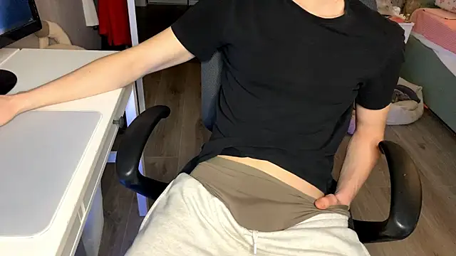 Webkamerová show yyyyesssbb