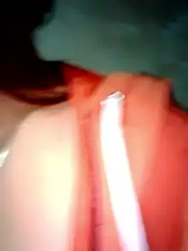 دردشة Zara-Lina الجنسية المباشرة