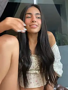 DaphneUwu's Live XXX Chat