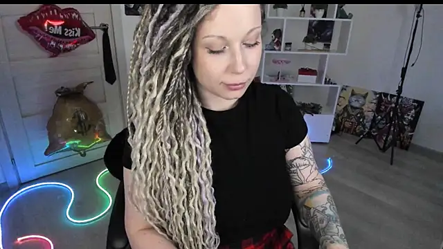 Chat XXX en directo de HoneySallyMoore