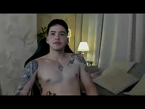 RONNY_COLTON's Webcam Show