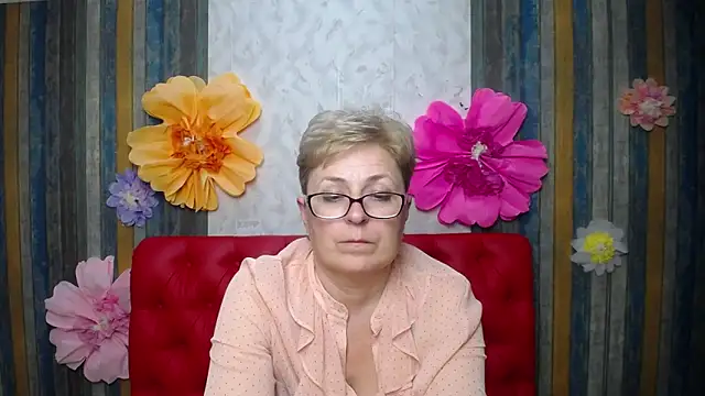 Živý XXX chat EmiliaGree