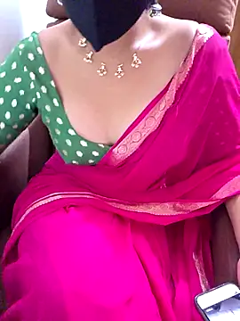Roja-Telugu777 Live XXX-chat