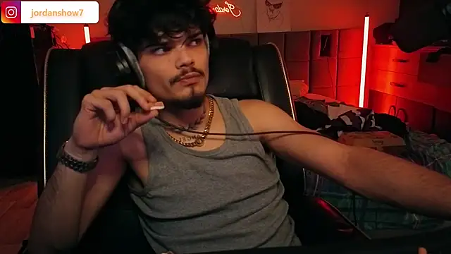 JordanShow Live XXX Chat