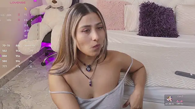 Rubyross21 – Naživo XXX chat