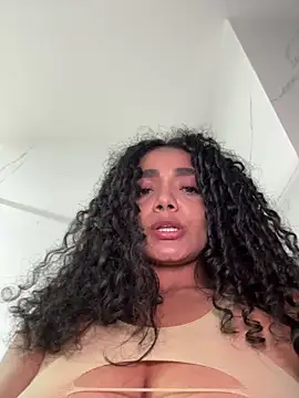 دردشة Curlyierr الجنسية المباشرة