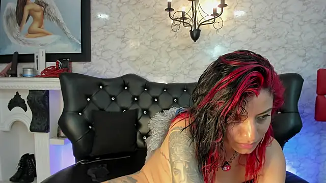 TAFITASLAVE live XXX chat