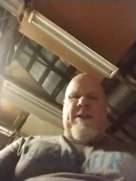 Reddog833 webkamerás műsora