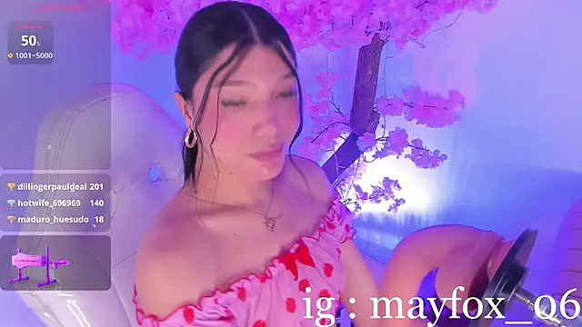 May_Fox_ Chat XXX live